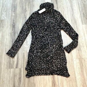 New with tags DEX knit long sleeve turtleneck sweater tunic. Great with leggings